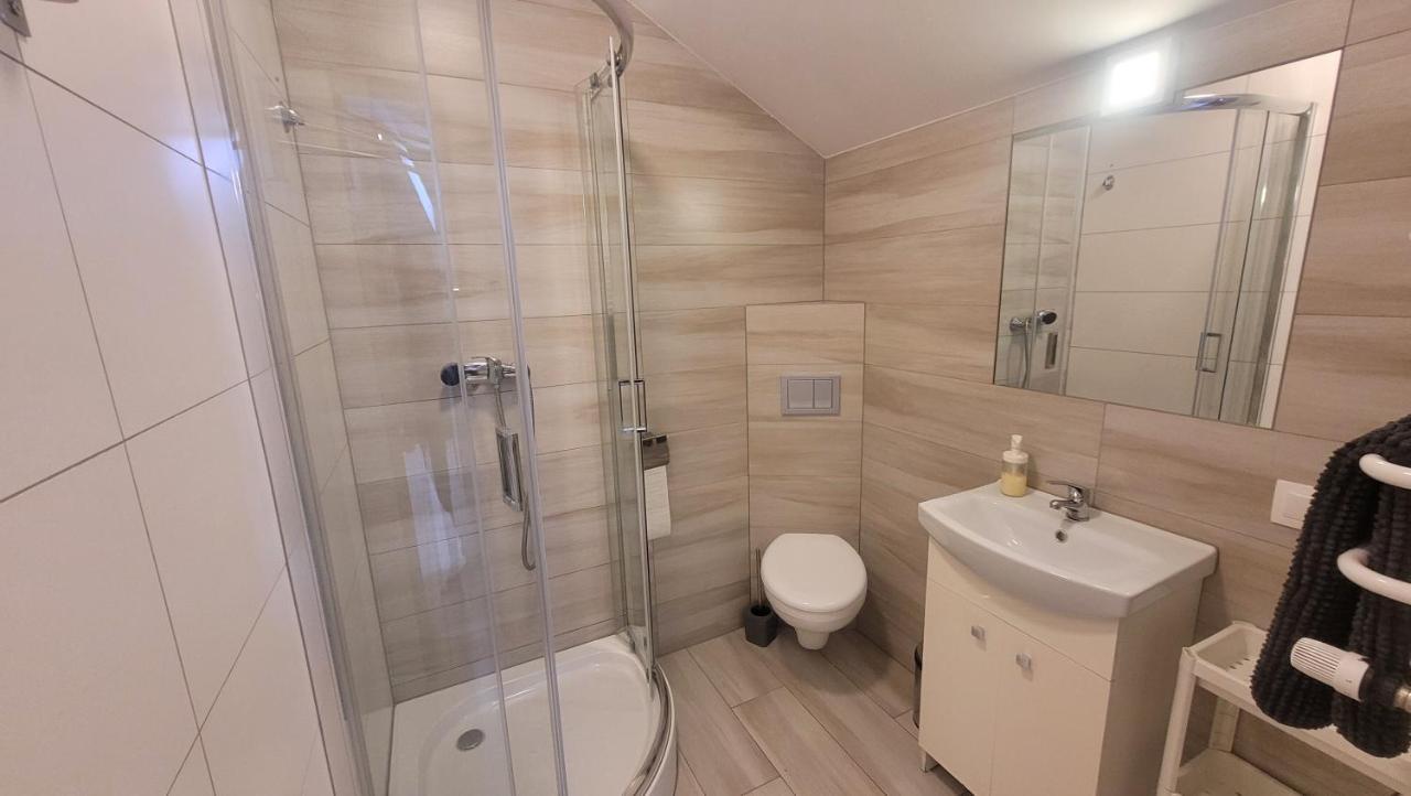 Wrzosowe Wzgorze Apartamenty Chęciny 外观 照片