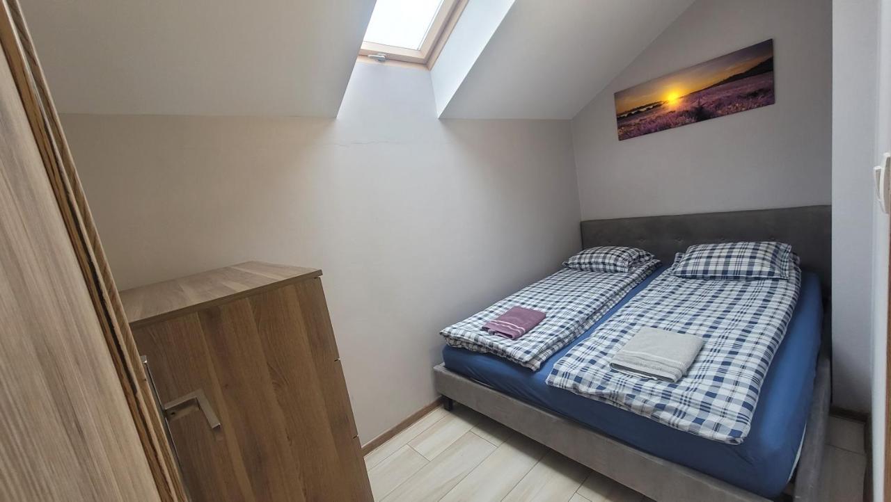 Wrzosowe Wzgorze Apartamenty Chęciny 外观 照片